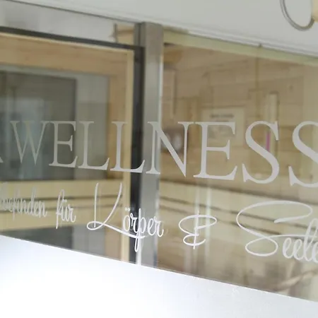 Wellnessapartment Nr1 Mit Finnischer Sauna - Wallbox - Netflix - Wlan * Oberhausen (North Rhine-Westphalia)