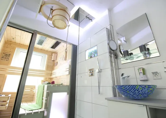 Wellnessapartment Nr1 Mit Finnischer Sauna - Wallbox - Netflix - Wlan Lejlighed Oberhausen (North Rhine-Westphalia)